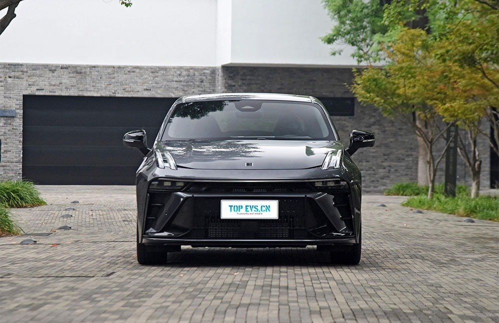 imgi_3_1_3(18) Lynk & Co 03 – For Sale From China | Chinese Cars in Africa For Sale - Image 1